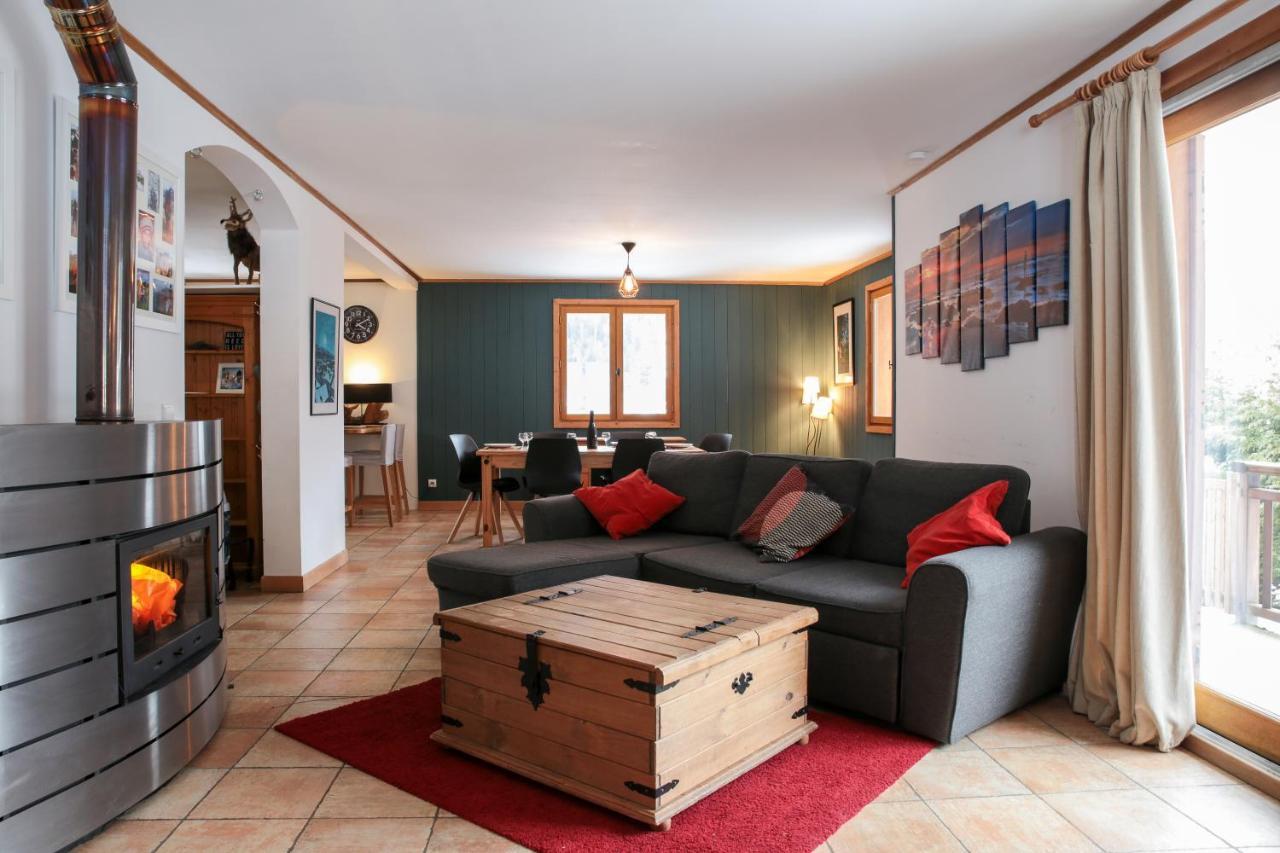 Chamonix Large Chalet, Sleeps 12, 200M2, 5 Bedroom, 4 Bathroom, Garden, Jacuzzi, Sauna Экстерьер фото