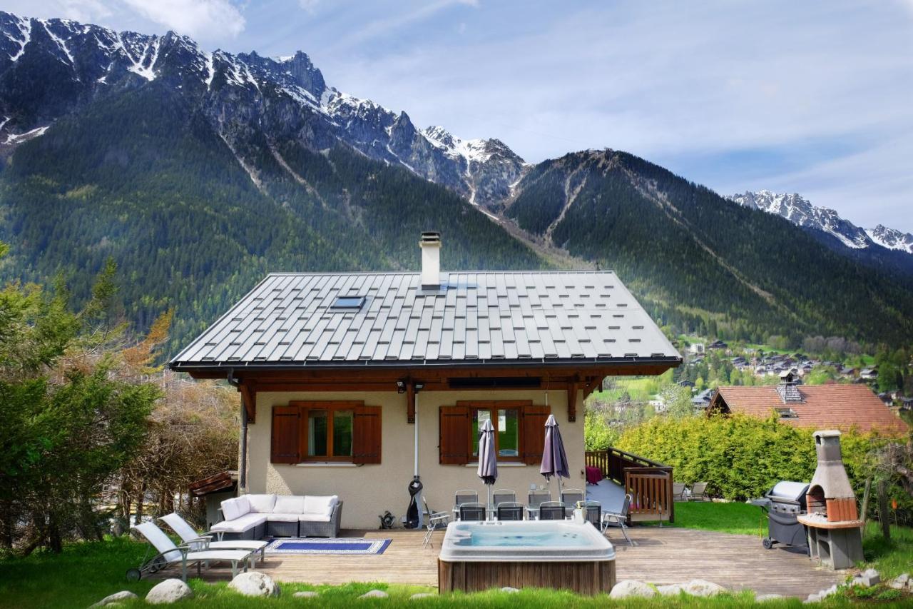 Chamonix Large Chalet, Sleeps 12, 200M2, 5 Bedroom, 4 Bathroom, Garden, Jacuzzi, Sauna Экстерьер фото